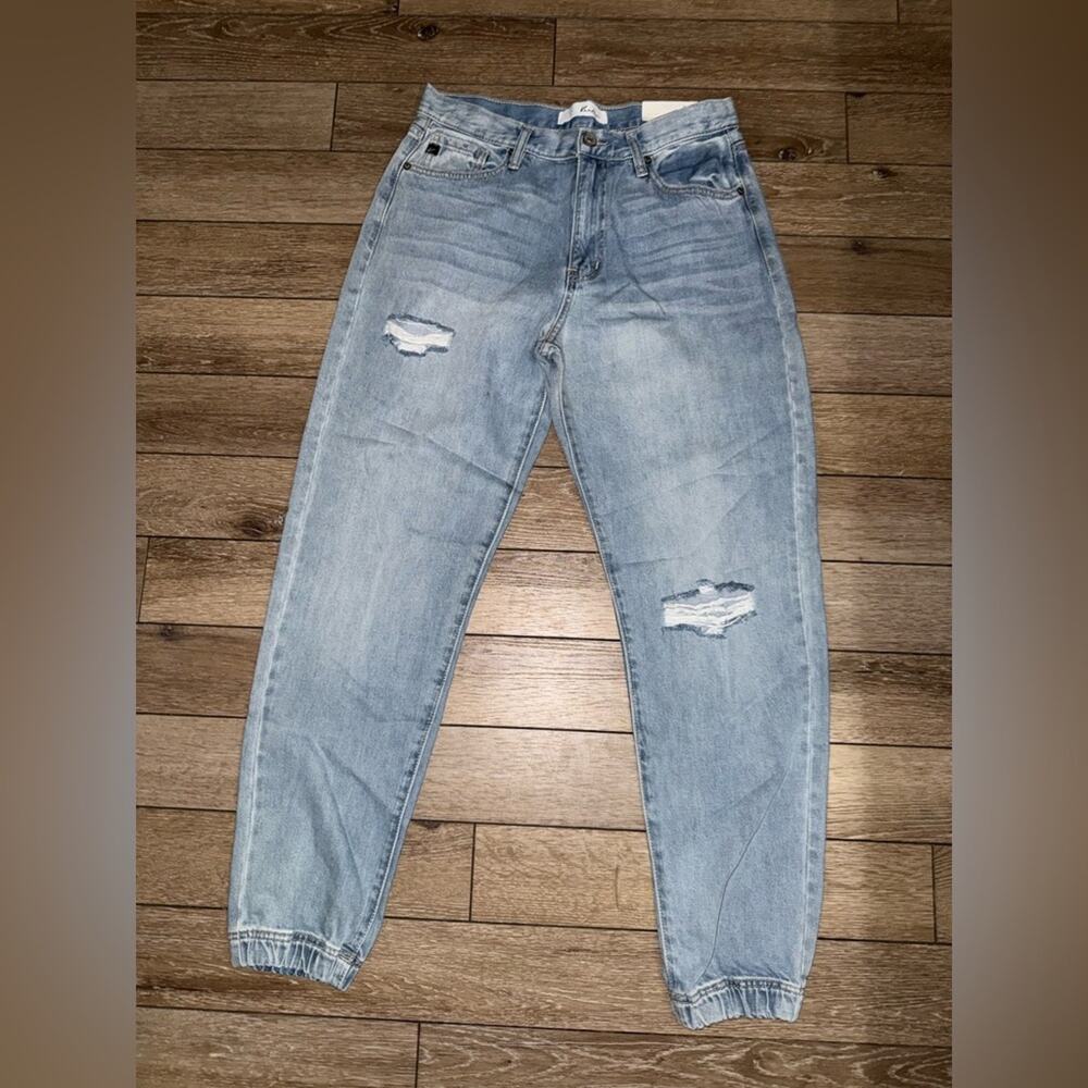 NEW KanCan Light Wash Denim Blue Jeans BOYFRIEND DISTRESSED CUFFED ANKLE SZ 7/27